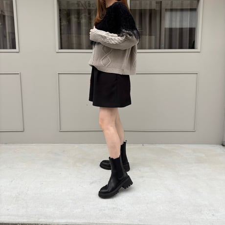 フェザー×レース×ケーブルニット