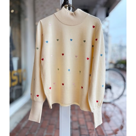 カラフルハート刺繍ニット