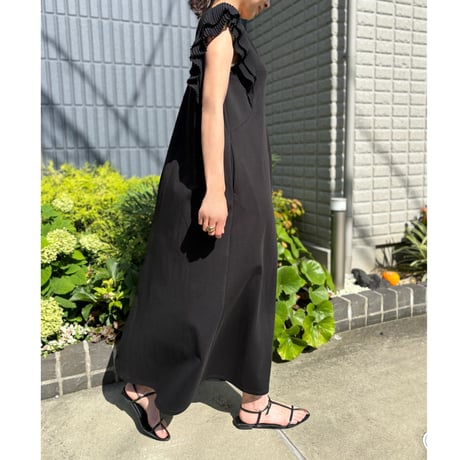 プリーツスリーブワンピース