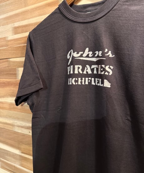 WAREHOUSE CO. Lot 4601 PIRATES