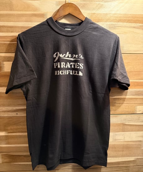 WAREHOUSE CO. Lot 4601 PIRATES