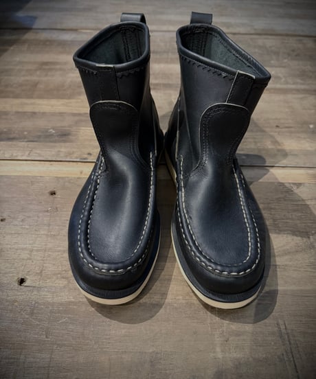 RUSSELL MOCCASIN（ラッセルモカシン）KNOCK A BOUT BOOTS BLACK LEATHER
