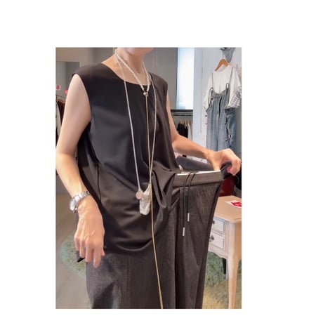 7/21 Instalive　akane 2026AW　フォルムクロップドパンツ　26218-9481B