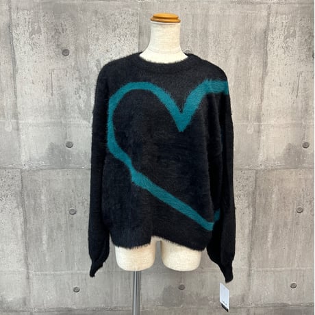 10/13　Instalive　2026AW　ハートモチーフニット　80570610003