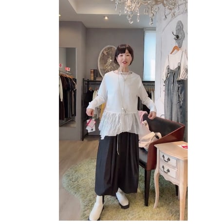 7/21 Instalive　akane 2026AW　チュール×ワッシャーペプラムプルオーバー　26238-1430E