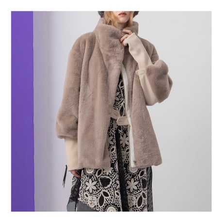 7/20 Instalive AULA AILA 2026aw　STAND COLLAR FUR COAT　1264-01027