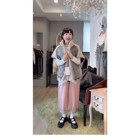 7/21 Instalive　akane 2026AW　チュール×ワッシャーペプラムプルオーバー　26238-1430E