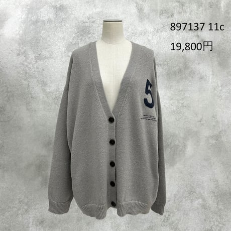 10/6　Instalive　ayane 2027Early Spring　ロゴ刺繍ニットカーディガン　897137