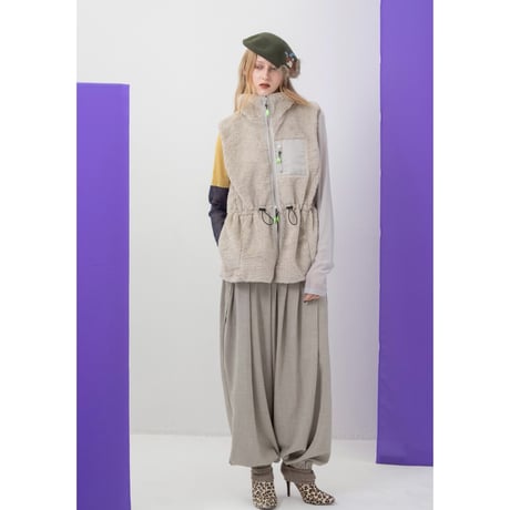7/20 Instalive AULA AILA 2026aw　FUR VEST　1264-05007