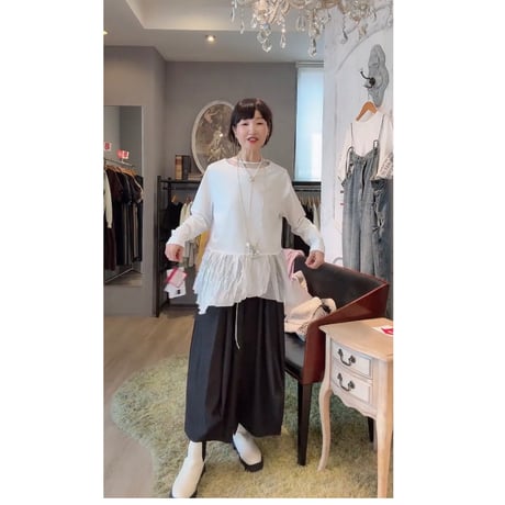 7/21 Instalive　akane 2026AW　フォルムクロップドパンツ　26218-9481B