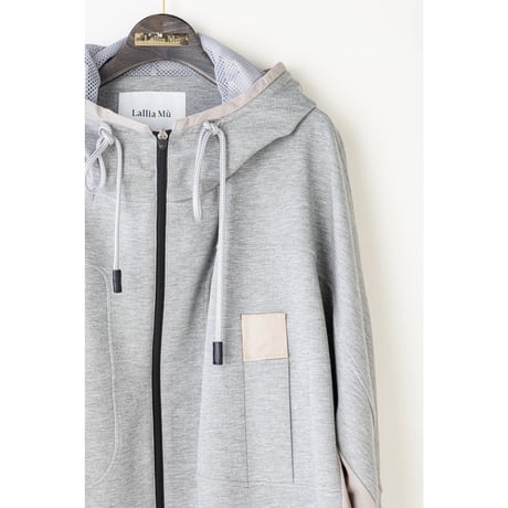 10/23 Instalive　Lallia Mu 2027Spring ドルマンダンボールパーカー　2711540
