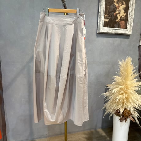 PASSIONE　タフタコクーンスカート