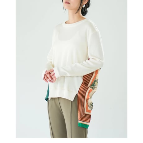10/23 Instalive　Lallia Mu 2027Spring バックスカーフリブニットソー　2711544