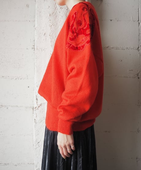ESCADA Velour Emblem Sweater RE