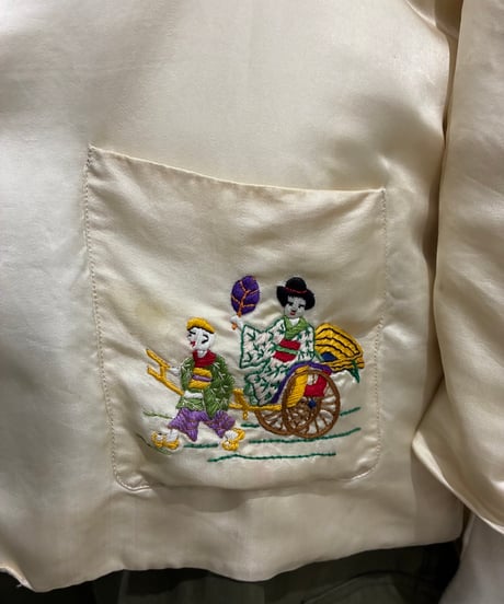 1960's Vintage Dragon Embroidery Gown LYE