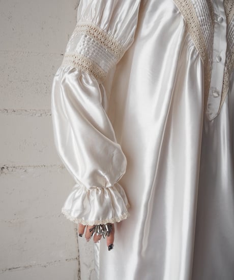 Lise Stevens V-Yoke Pintuck×Lace Satin Dress IV