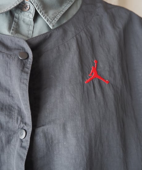 NIKE JORDAN Collarless Snap Jacket BK