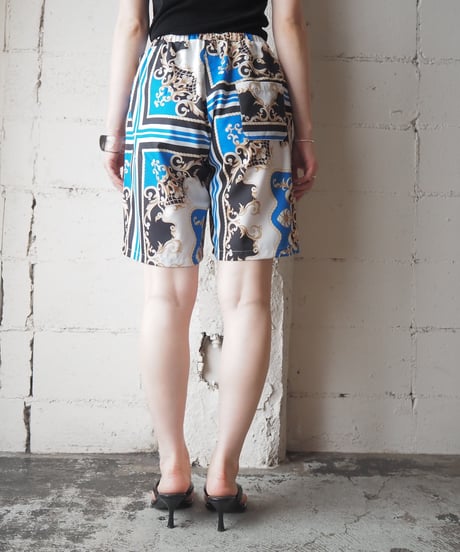 Baroque Pattern Easy Shorts WHBKBL