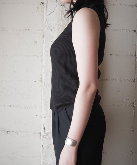 Mock Neck Sleeveless Rib Knit BK
