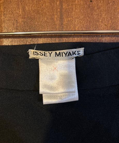 ISSEY MIYAKE Tight Long Skirt BK