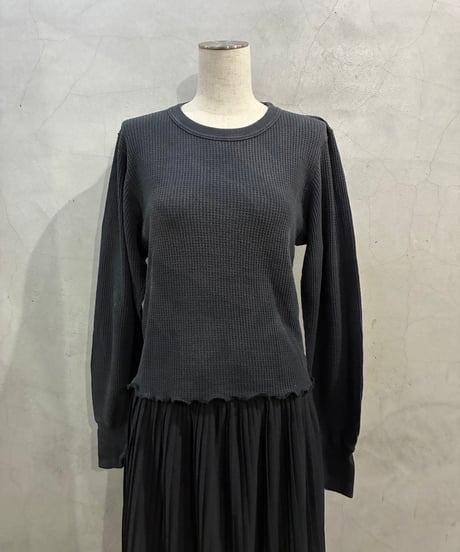 Remake Vintage Ruffled Hem Thermal BK