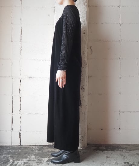 Opal Velour Long Sleeve Dress BK