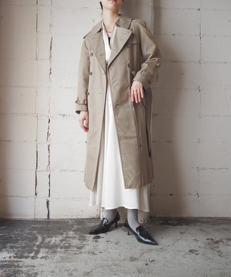 Burberrys' Trench Coat BE