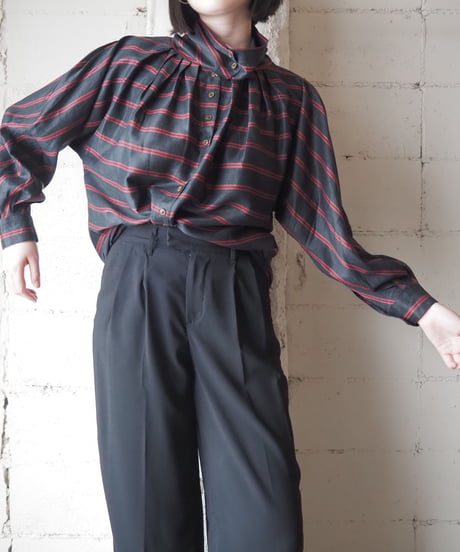 Striped Funnel Neck Blouse BKRE