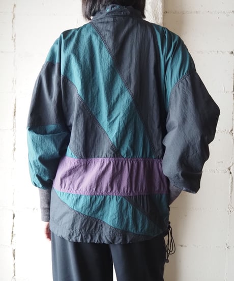 NIKE Color Block Nylon Jacket BKGNPUR
