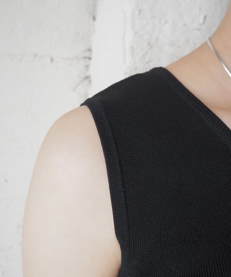 Sleeveless Knit Top BK