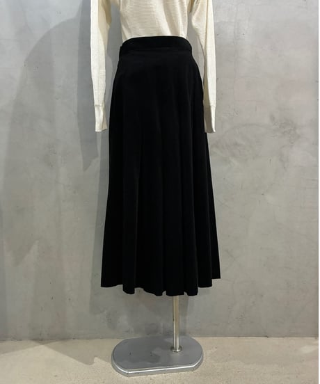 LAURA ASHLEY Made in the UK Corduroy Tuck Skirt BK
