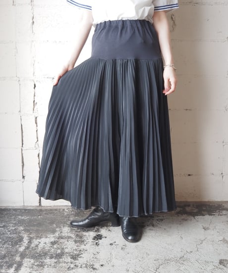 Contrast Panel Pleated Long Skirt BK NV