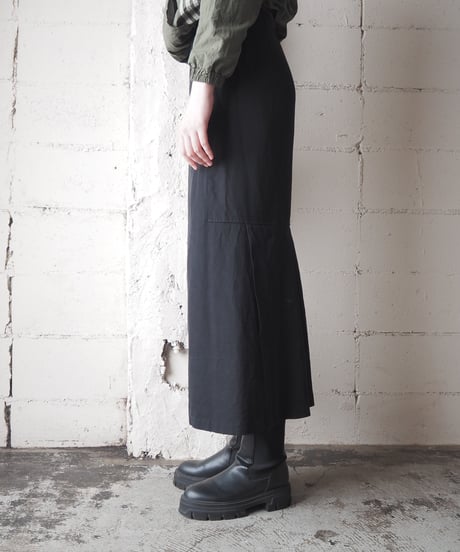 ISSEY MIYAKE Tight Long Skirt BK