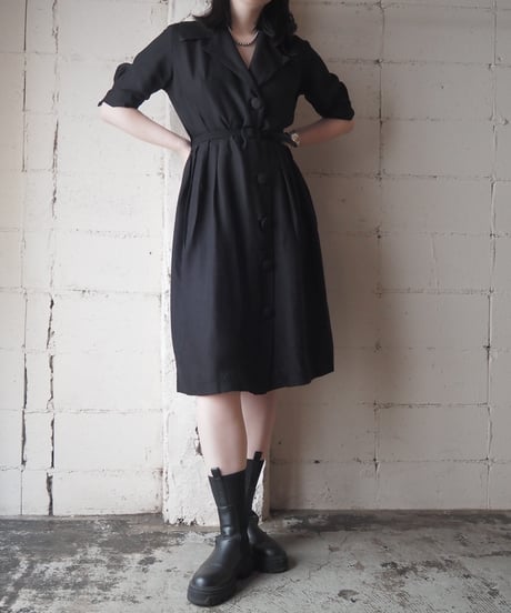 1950-60's Vintage Short Sleeve Open Collar Pleated DressBK