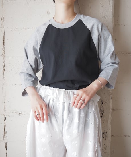 Bicolor Raglan Tee GRBK