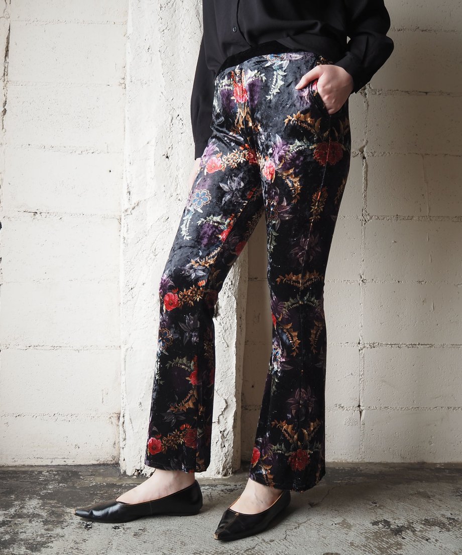 696b0cf029bb8040cd00b3d9