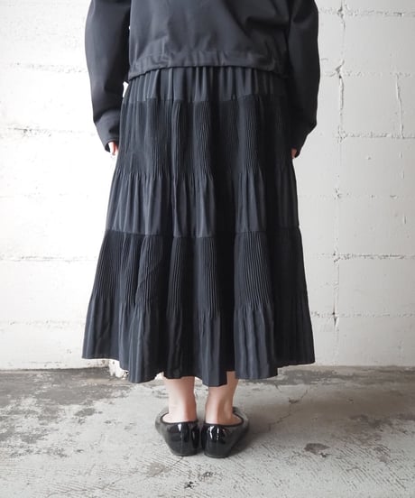 Pleated Easy Tiered Skirt BK