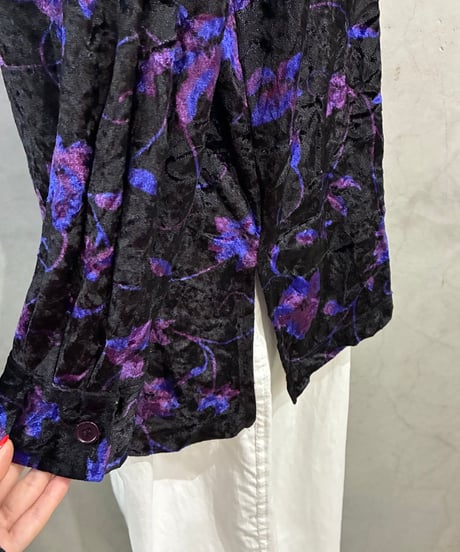 Velour Floral Pattern Shirt BK PUR