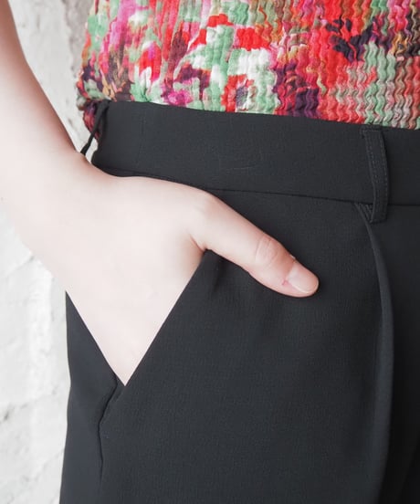DKNY Tuck Slacks BK
