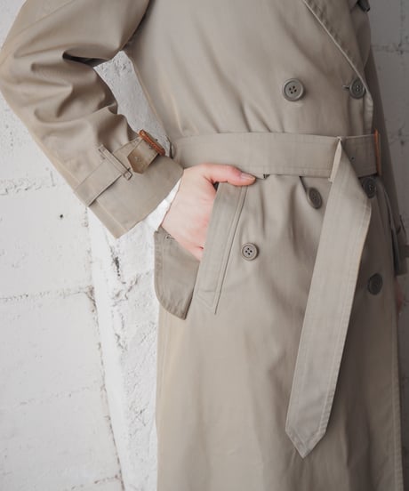 Burberrys' Trench Coat BE