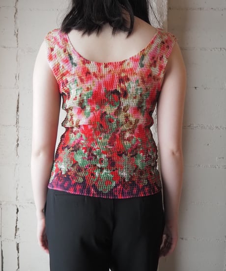 Flower Mosaic Pleated Sleeveless Top PI RE GN PUR