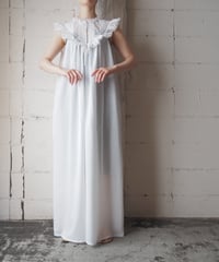 1970's Pin Tuck,Lace Sleeveless Long Dress WH