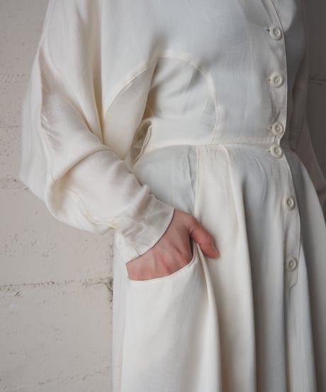 rabbit rabbit rabbit Dolman Sleeve Collarless Rayon Dress IV