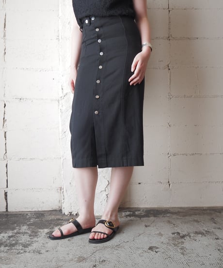 Front Button Tight Skirt BK