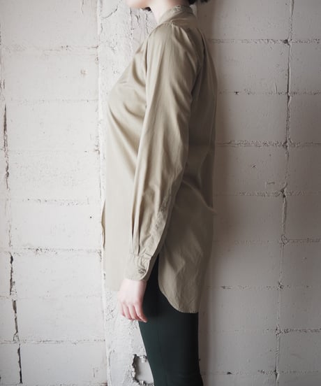 1960's Van Heusen Band Collar Side Slits Shirt BE