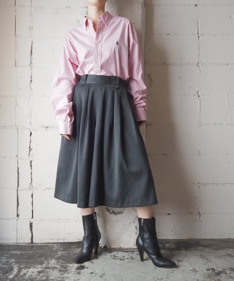Tuck Wide Bermuda Pants GR