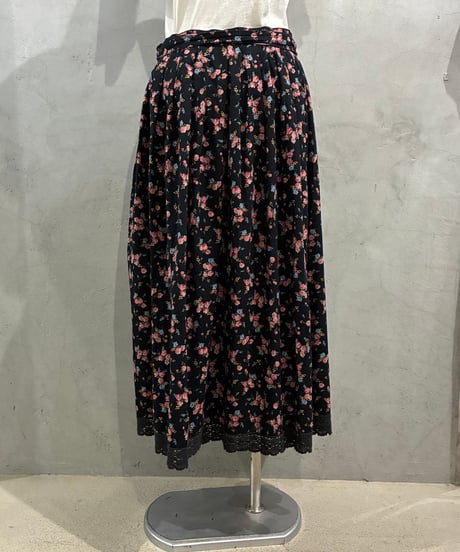 JULIUS LANG Tyrolean Flower Wrap Skirt BK RE