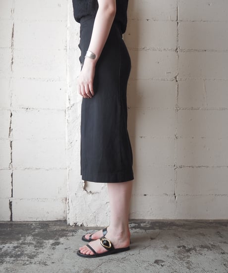 Front Button Tight Skirt BK