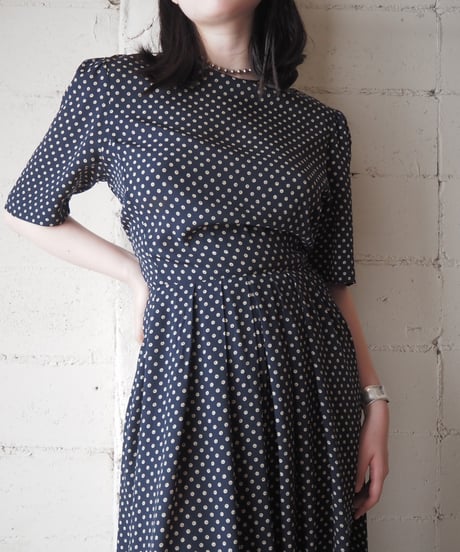 Dot Pattern Collarless Dress NV