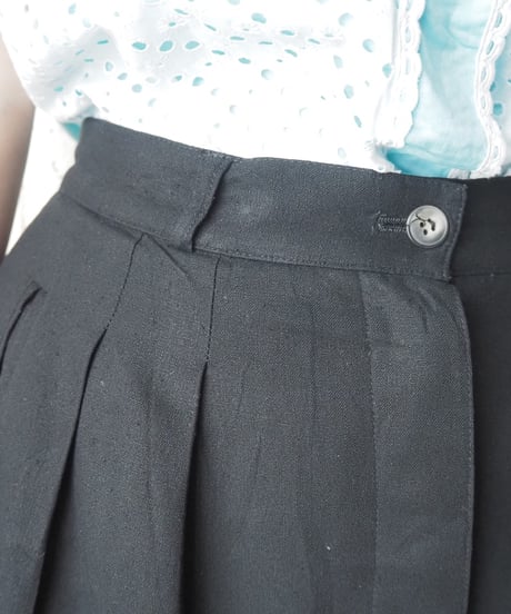 Front Button Tuck Tight Skirt BK